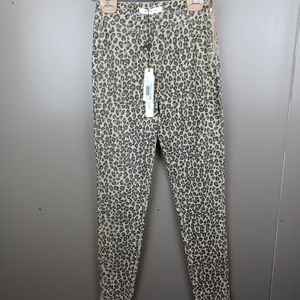 Mustard seed nwt leopard print pants
